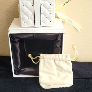 PANDORA 2016 CERAMIC CHRISTMAS GIFT BOX ORNAMENT